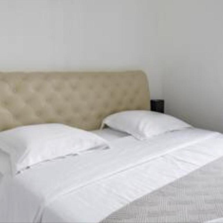 21a Maréchal FOCH Avenue Paris CHAMPS-ELYSÉES - Two-Bedroom Apartment - 34