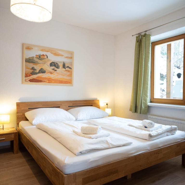 Lake View Lodges by we rent, SUMMERCARD INCLUDED - Apartment mit Terrasse - 1