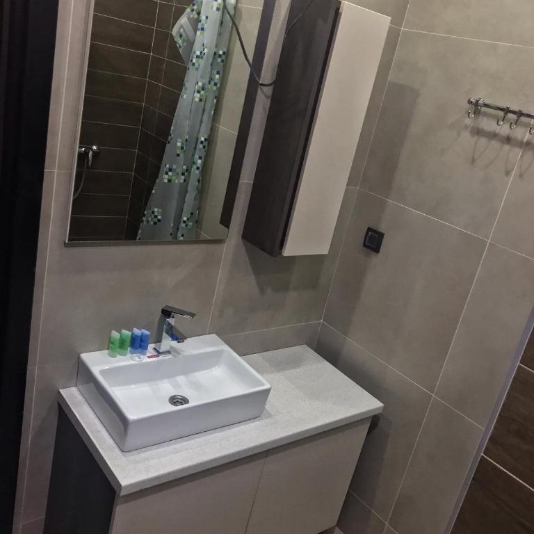 Studio Milmari ,Premier 18 - Apartment with Terrace - 12