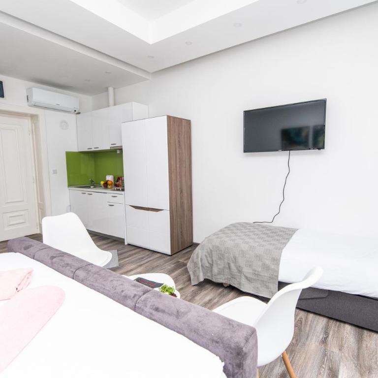 Modern studio for 3 people in the Heart of the City Center - Studio - 4