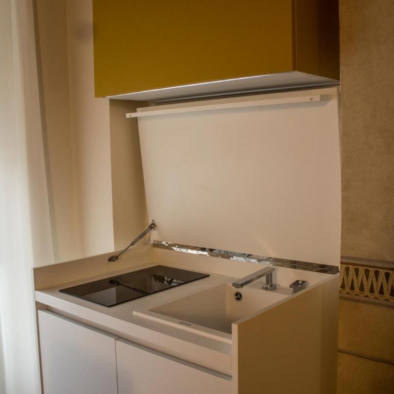 Cavour44 - Palazzo Canossa - Camera Matrimoniale Deluxe - 13
