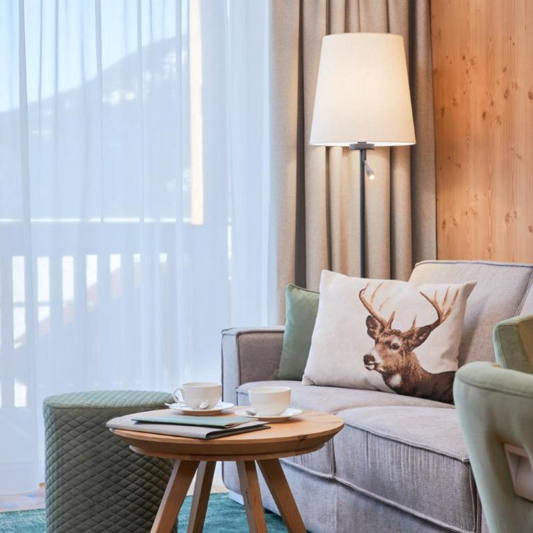 Zugspitz Resort - Suite mit Balkon - 9