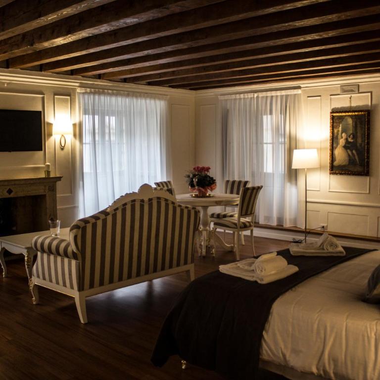 Cavour44 - Palazzo Canossa - Camera King - 9