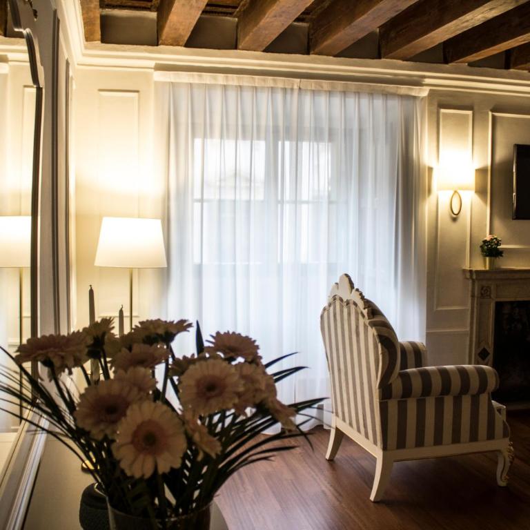 Cavour44 - Palazzo Canossa - Camera King - 21