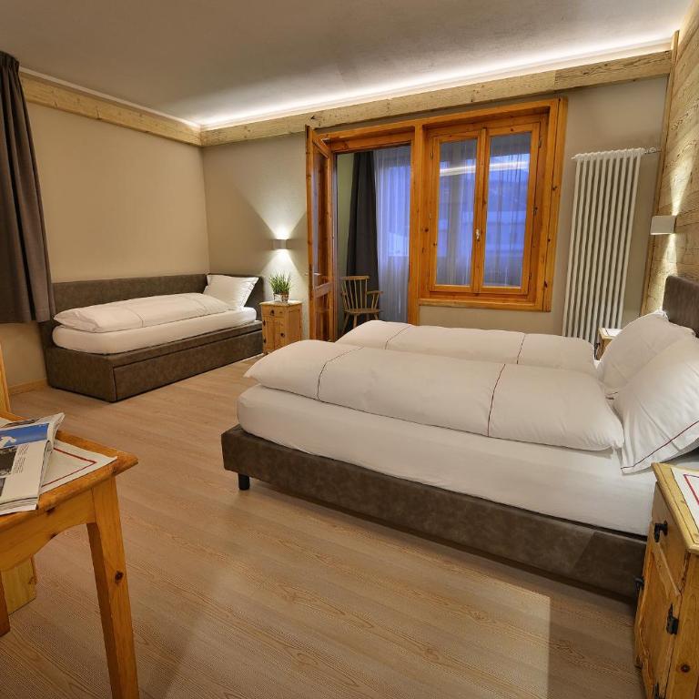 Hotel Bernina - Family Room with Veranda - 5