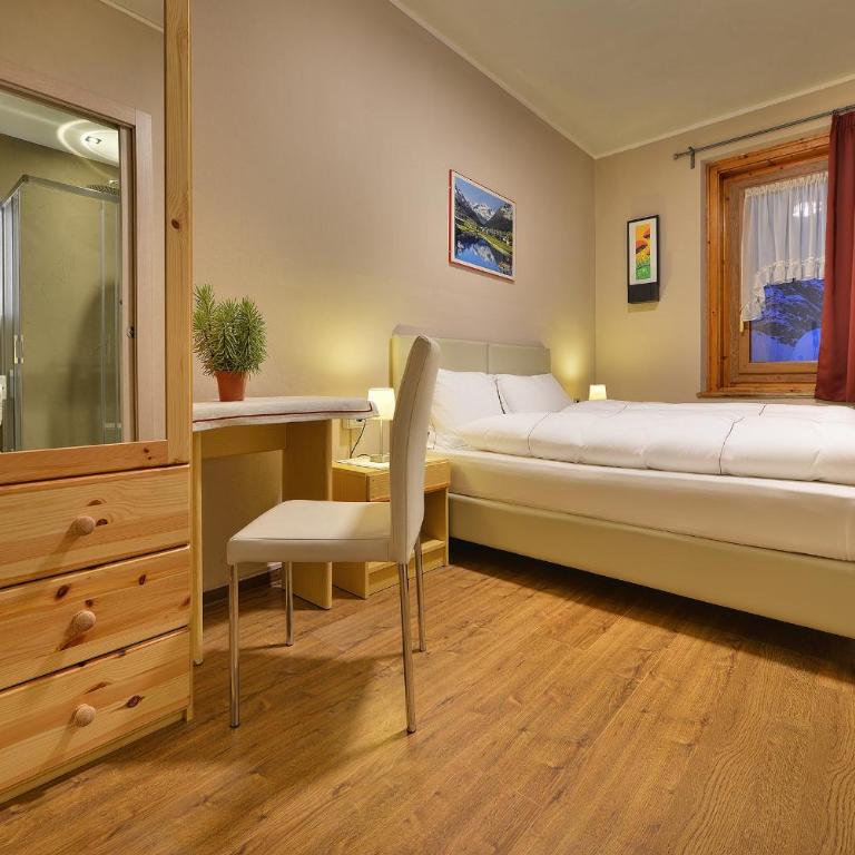Hotel Bernina - Camera Matrimoniale Economy - 4