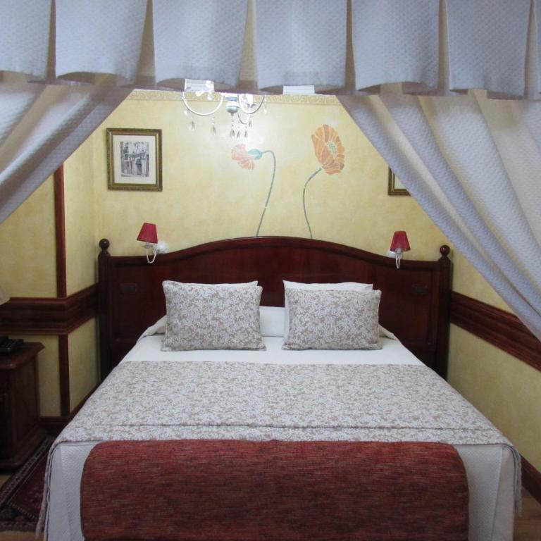 Hotel Ciudad de Vitoria - Habitación Cuádruple Clásica - 5