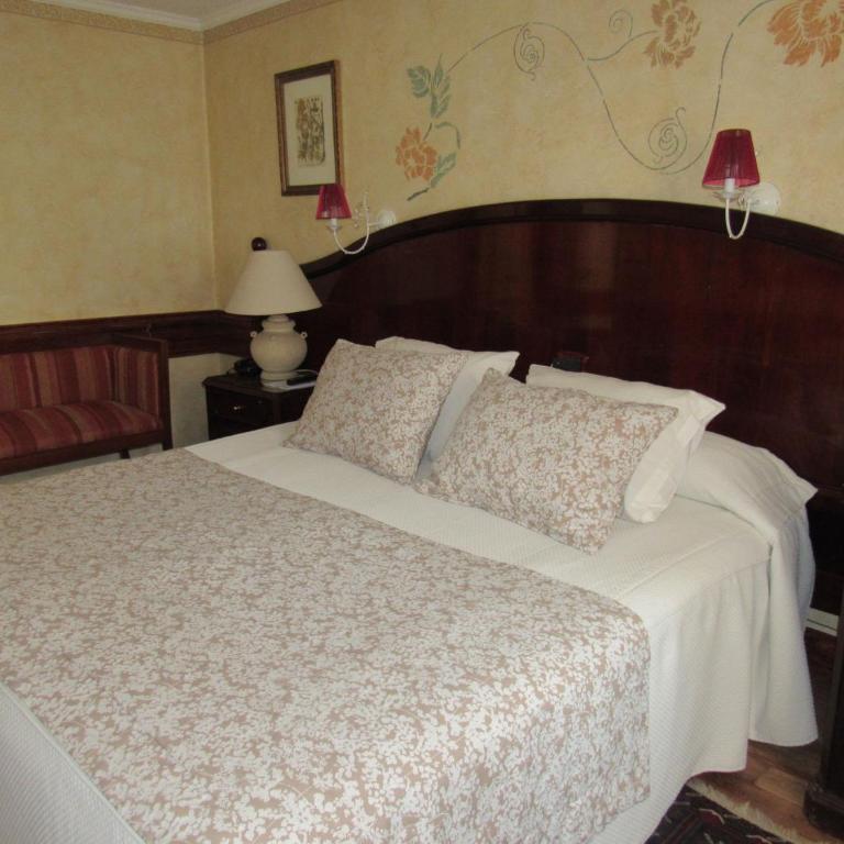Hotel Ciudad de Vitoria - Habitación Estándar - 1 cama grande - 2