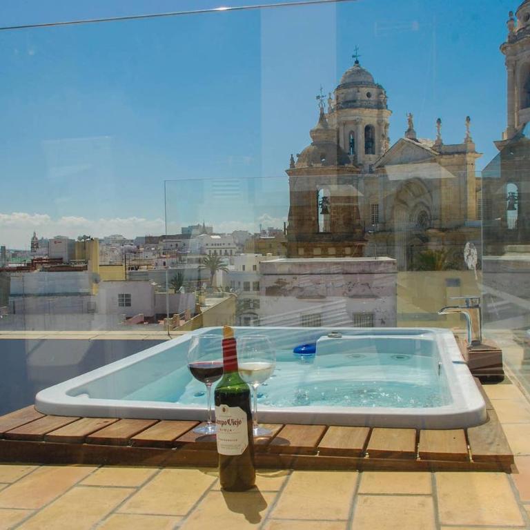 ***** ATTIC WITH IMPRESSIVE VIEWS AND JACUZZI - Apartamento de 2 dormitorios - 6