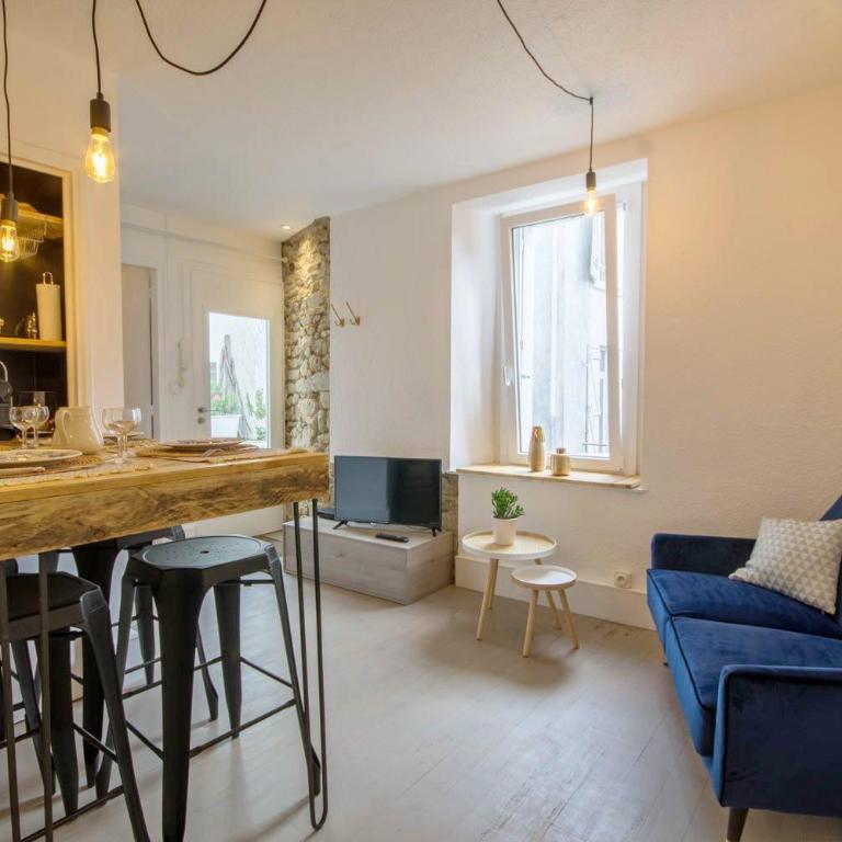 TY LAUMANN sur le PORT petite maison avec jardin - Parking gratuit - One-Bedroom House - 3