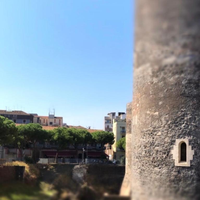 La finestra sul Castello - Three-Bedroom House - 2