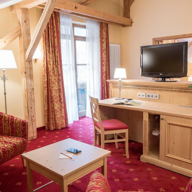 Landhotel Böld Oberammergau - Junior Suite mit Bergblick - 4