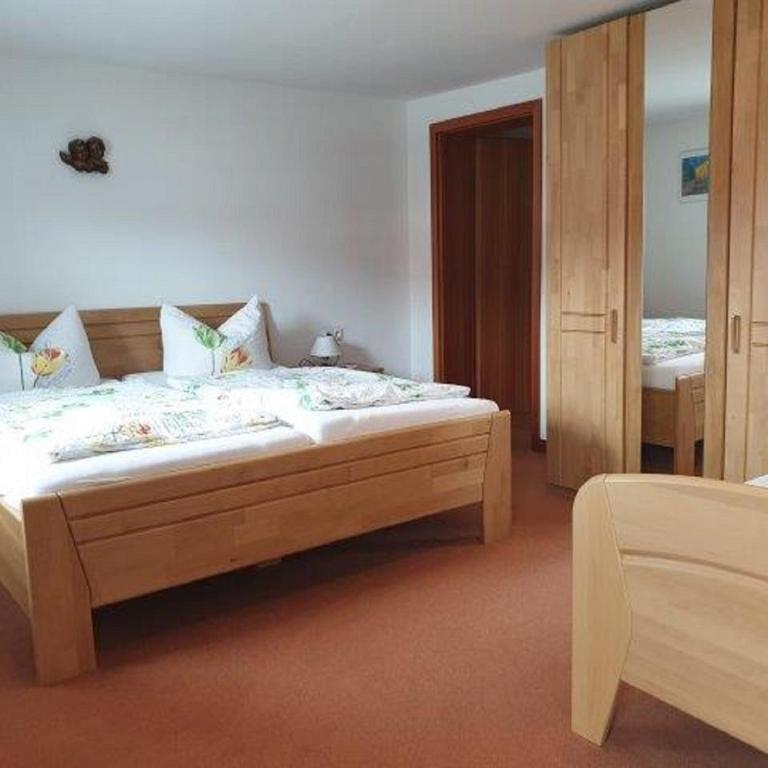 Gästehaus Stefanie - Apartment mit Balkon - 1