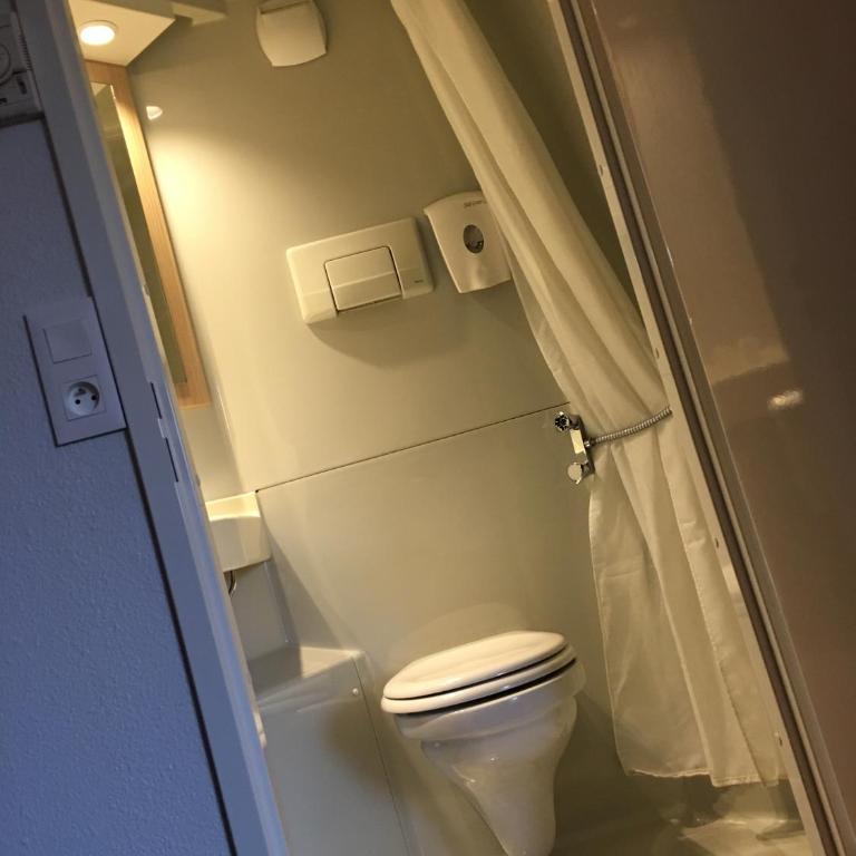 Premiere Classe Vannes - Chambre Triple - 5