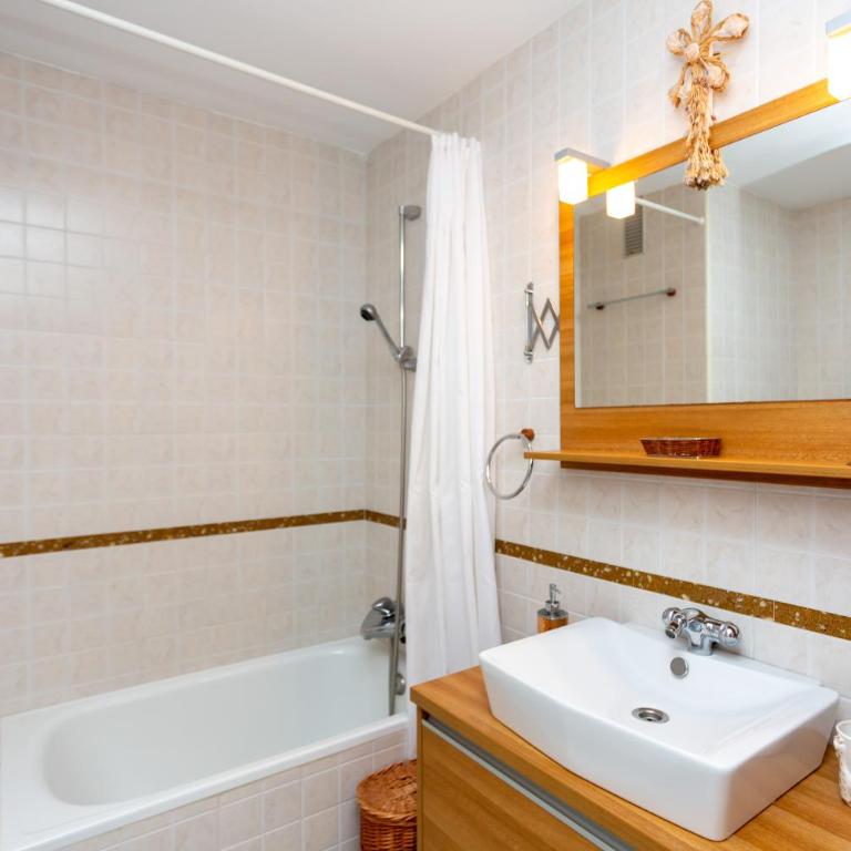 Relaxing Beachfront Complex with Sea Views - EaW Homes - Apartamento de 2 dormitorios - 25