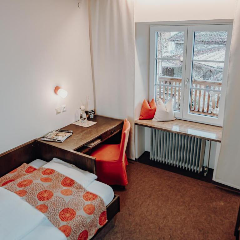 Der Eberhard - Sleep & Dine A9 Exit 133 - Basic Einzelzimmer - 5