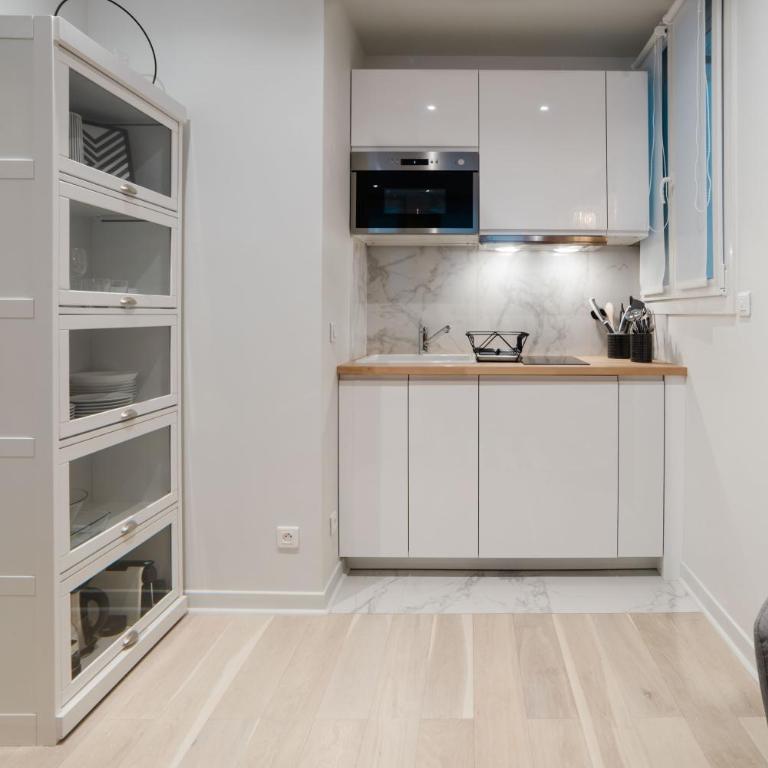 SUITE SARTRE : au cœur de la Rive Gauche, neuf, design, 2/4 personnes - Appartement 1 Chambre - 12