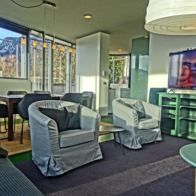 Holidayhome OMYXL - Appartamento con Vista Montagna - 10