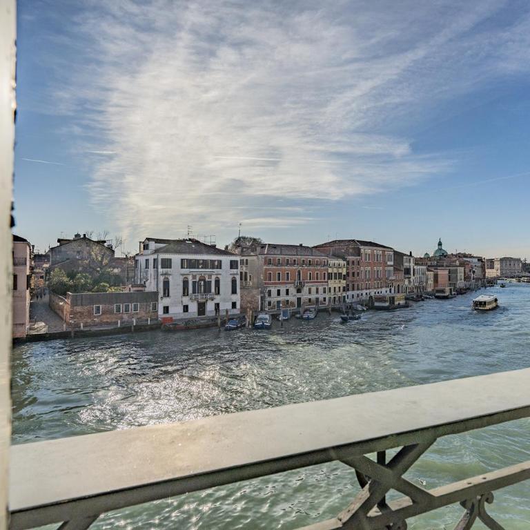Ca' Degli Specchi Grand Canal - Appartamento con 2 Camere da Letto e Vista Acqua - 2