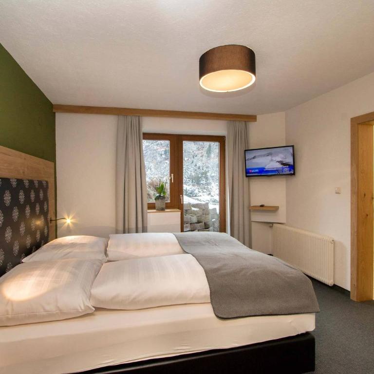 Gurglhof Apartmenthaus - Comfort Apartment mit 2 Schlafzimmern - 4