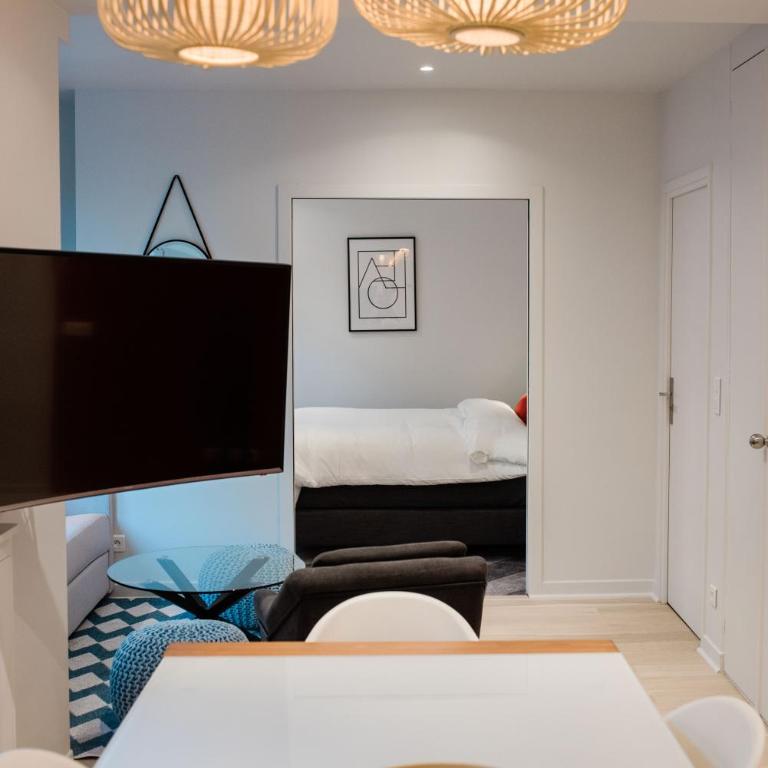 SUITE COCTEAU : au cœur de la Rive Gauche, neuf, design, 2/4/6 personnes - Appartement 1 Chambre - 8