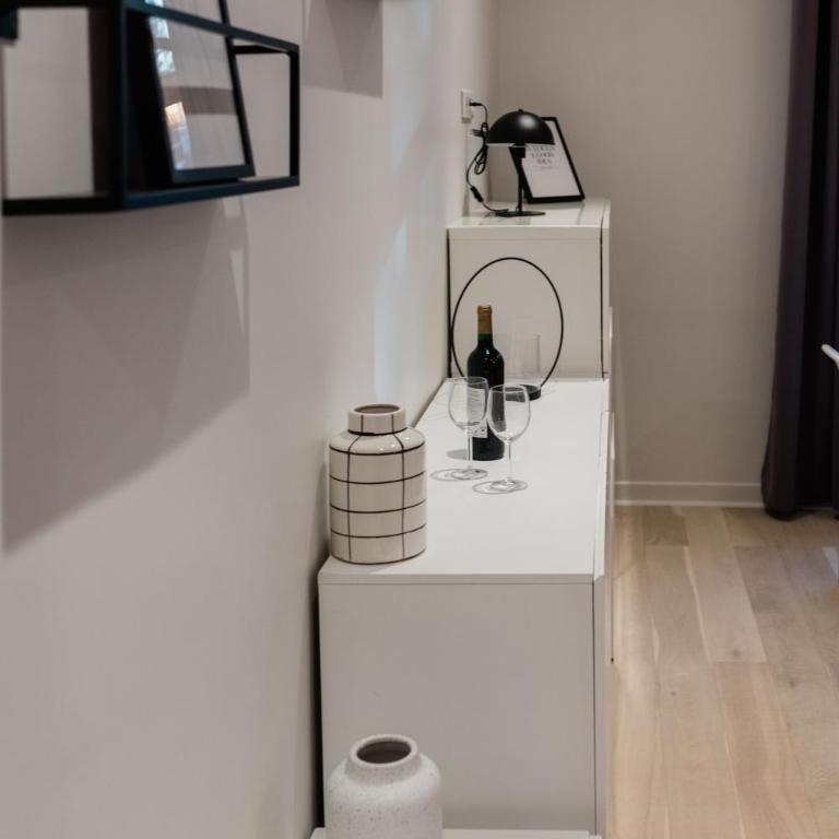 SUITE COCTEAU : au cœur de la Rive Gauche, neuf, design, 2/4/6 personnes - Appartement 1 Chambre - 15