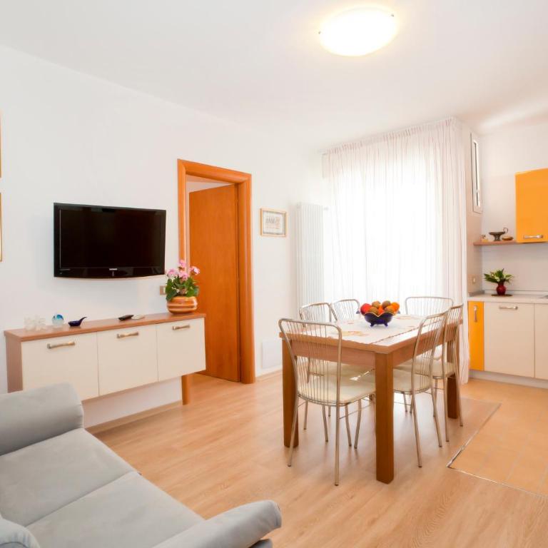 Residence Rizzante - Appartamento con 2 Camere da Letto - 1