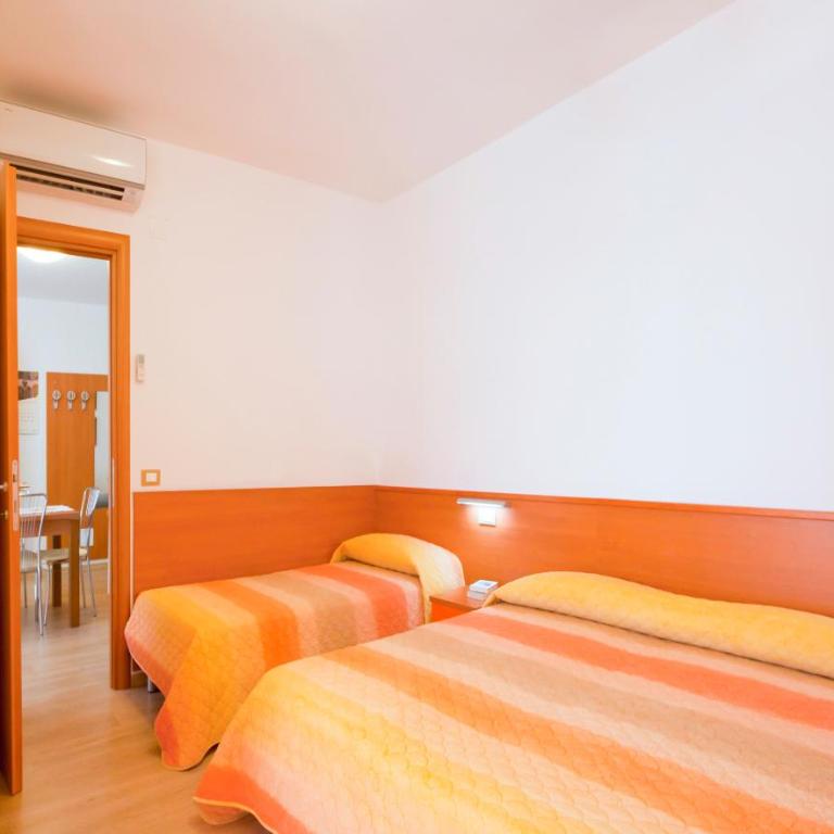 Residence Rizzante - Appartamento con 2 Camere da Letto - 3