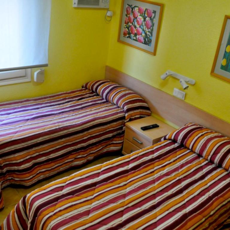 Hostal El Jardín - Habitación Doble - 1 o 2 camas - 2