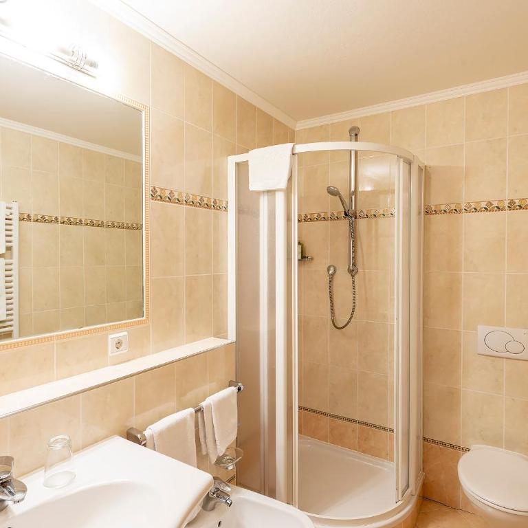 Hotel Gran Fanes - Standard Triple Room - 2