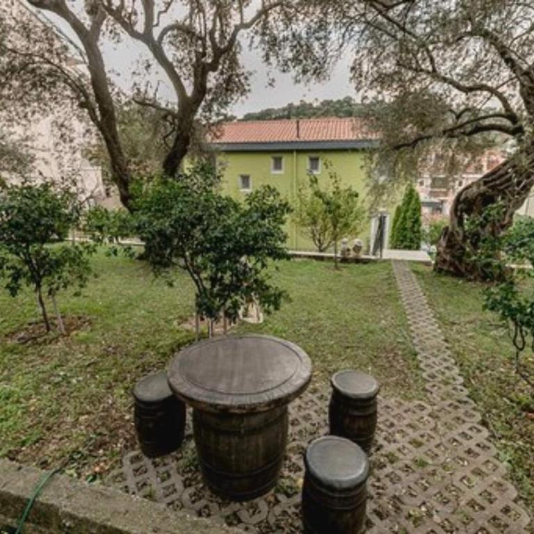 Olive Garden Apartment - Two-Bedroom Villa - 44