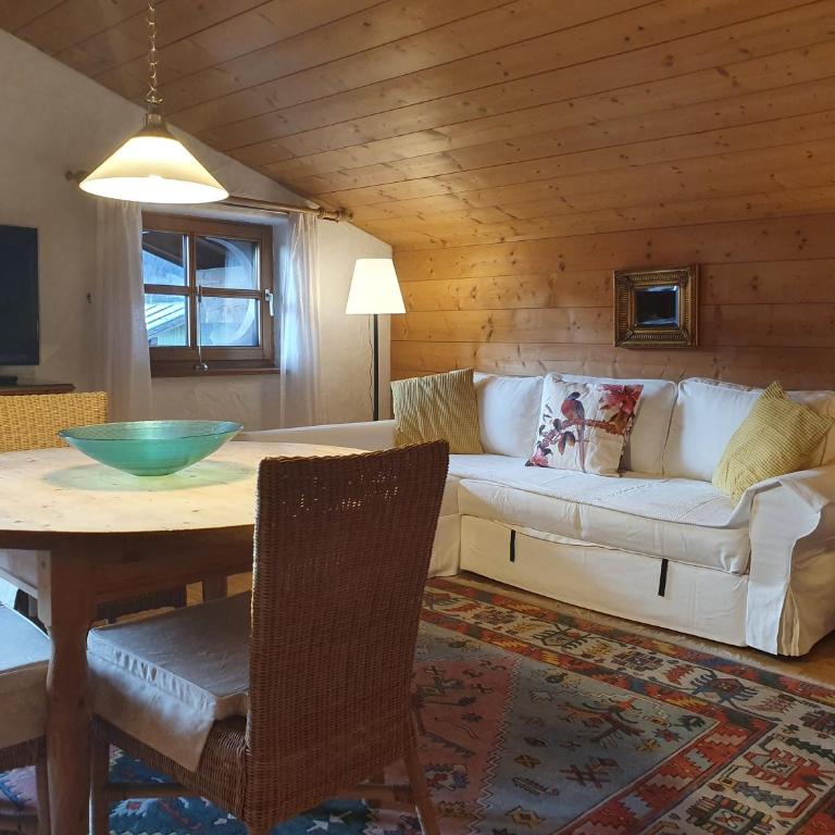Appartement Pension Bäckenhäusl FERIENWOHNUNGEN Chalets Hütten Komfortzimmer - Comfort Vierbettzimmer - 27