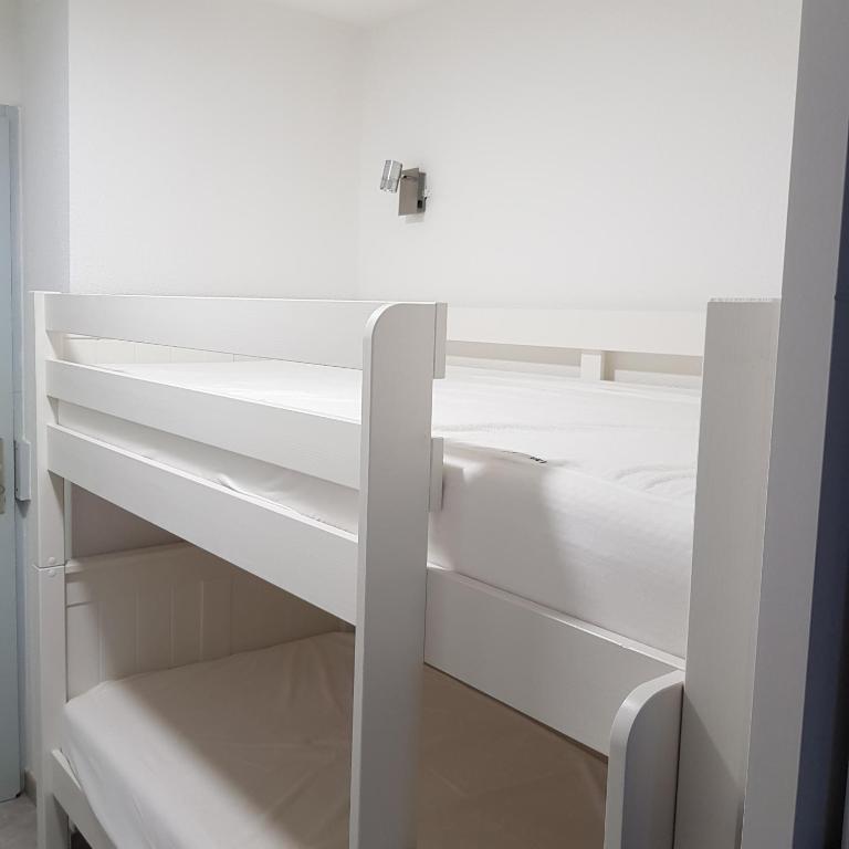 STUDIO 28 m2 TOUT CONFORT NEUF LABEL 3 ETOILES 4 PERSONNES CYBELE - Appartement - 8