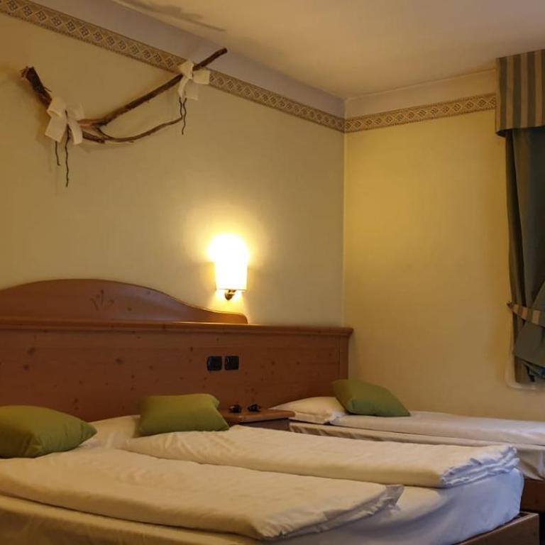 Albergo Bernard - Camera Quadrupla - 4