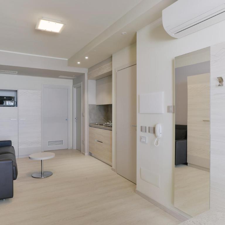 Residence Picalè - Appartamento Comfort con 1 Camera da Letto e Vista Mare Laterale - 1