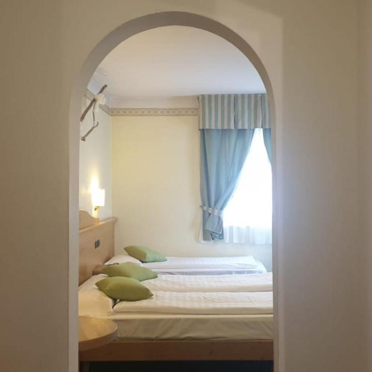 Albergo Bernard - Camera Quadrupla - 3