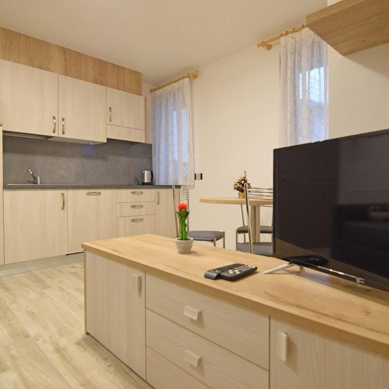 Vacanze Arcobaleno - Casa con 1 Camera da Letto - 11