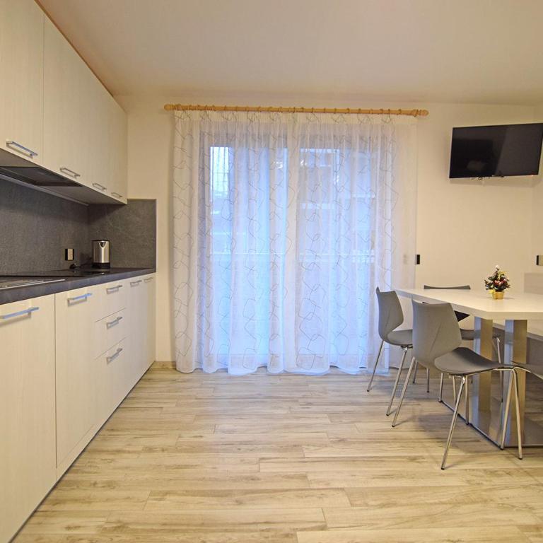 Vacanze Arcobaleno - Casa con 1 Camera da Letto - 13