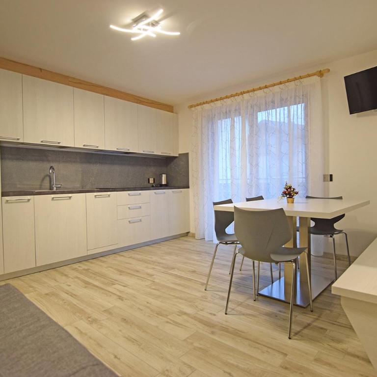 Vacanze Arcobaleno - Casa con 1 Camera da Letto - 5