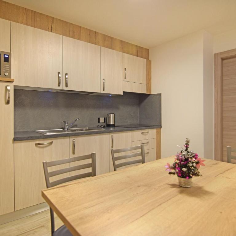Vacanze Arcobaleno - Casa con 2 Camere da Letto - 5