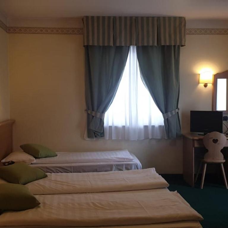 Albergo Bernard - Camera Quadrupla - 5