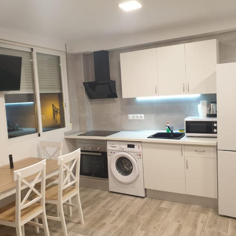 Style Apartments Cabanyal Marina Beach - One-Bedroom Apartment - 1