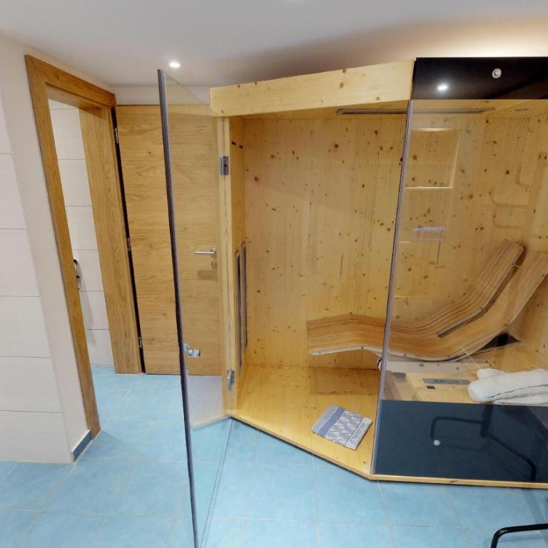 Pension Bergkristall - Apartment mit 1 Schlafzimmer und Infrarotkabine - 3