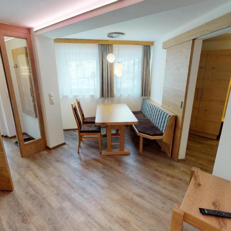 Pension Bergkristall - Apartment mit 1 Schlafzimmer und Infrarotkabine - 1