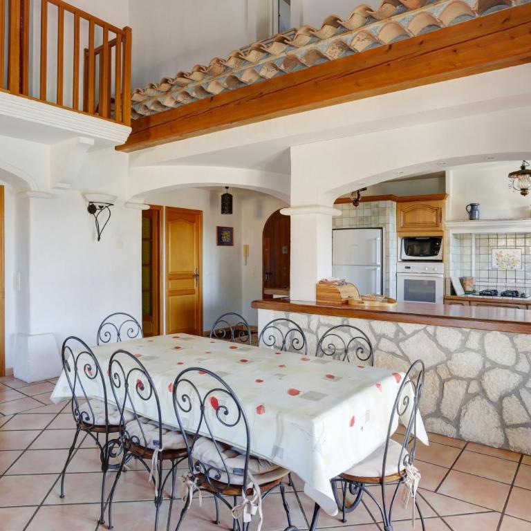 villa de charme, 8 pers, climatisée, piscine chauffée, calme garanti - Villa - 11