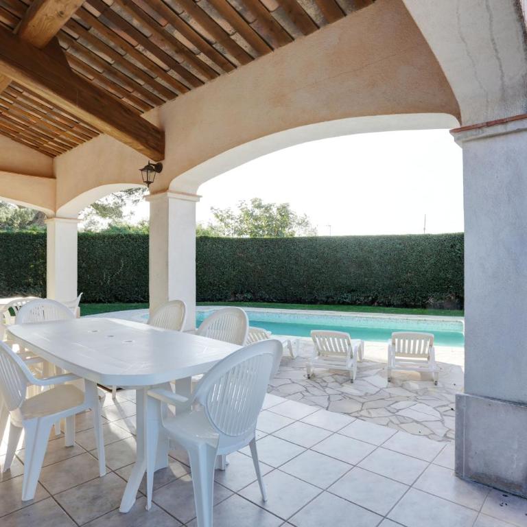 villa de charme, 8 pers, climatisée, piscine chauffée, calme garanti - Villa - 3