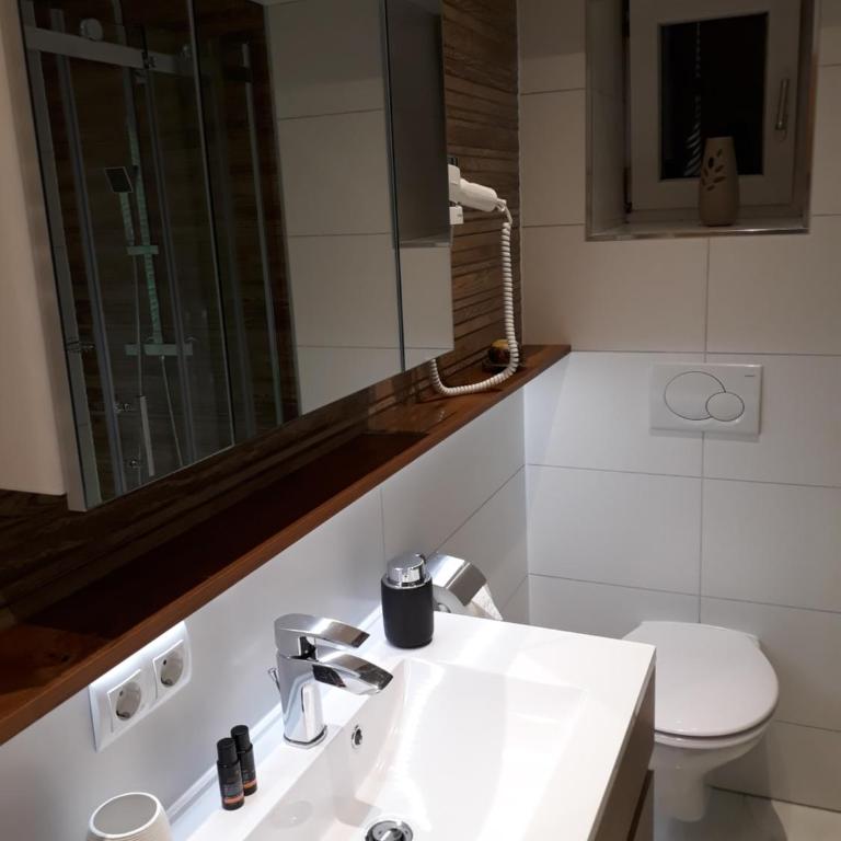 Appartements Fortuna Self-check-in - Apartamento de 3 dormitorios con balcón (8 adultos) - 22