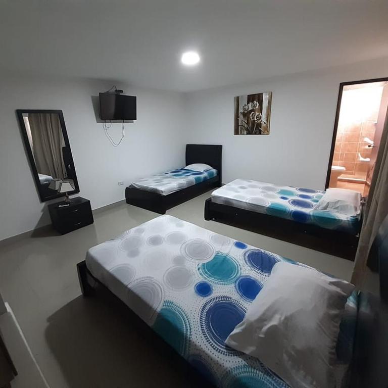Hotel Prado 53 - Habitación Triple Básica - 4