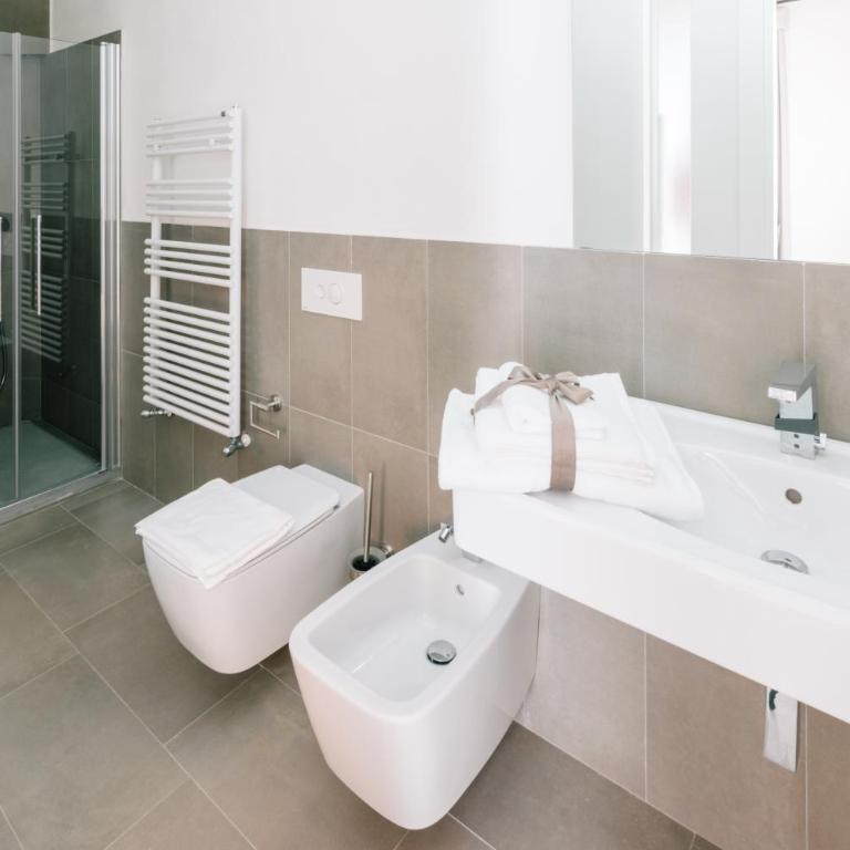 Boutique BnB Dolcevita - Camera Matrimoniale Deluxe con Balcone e Vista Mare - 11
