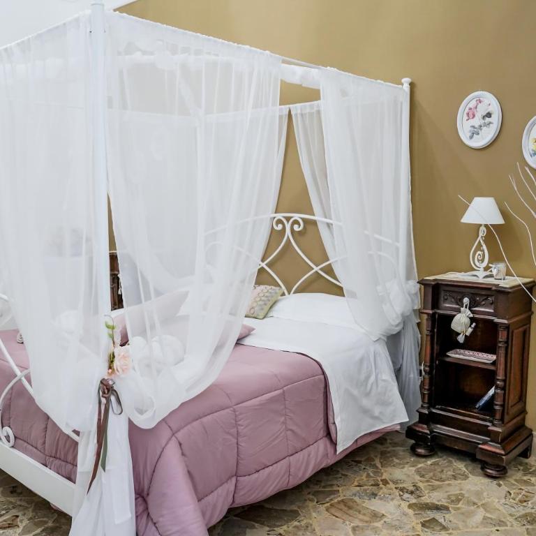 il MaRì - King Room with Balcony - 9